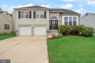310 SUSSEX CT, Swedesboro, NJ 08085