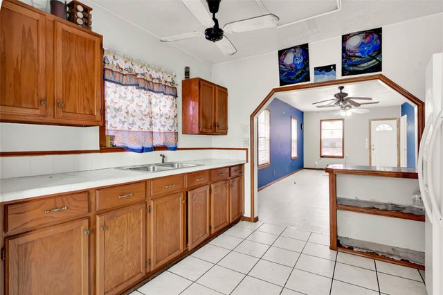 2607 Milwaukee Street, Houston, TX 77026