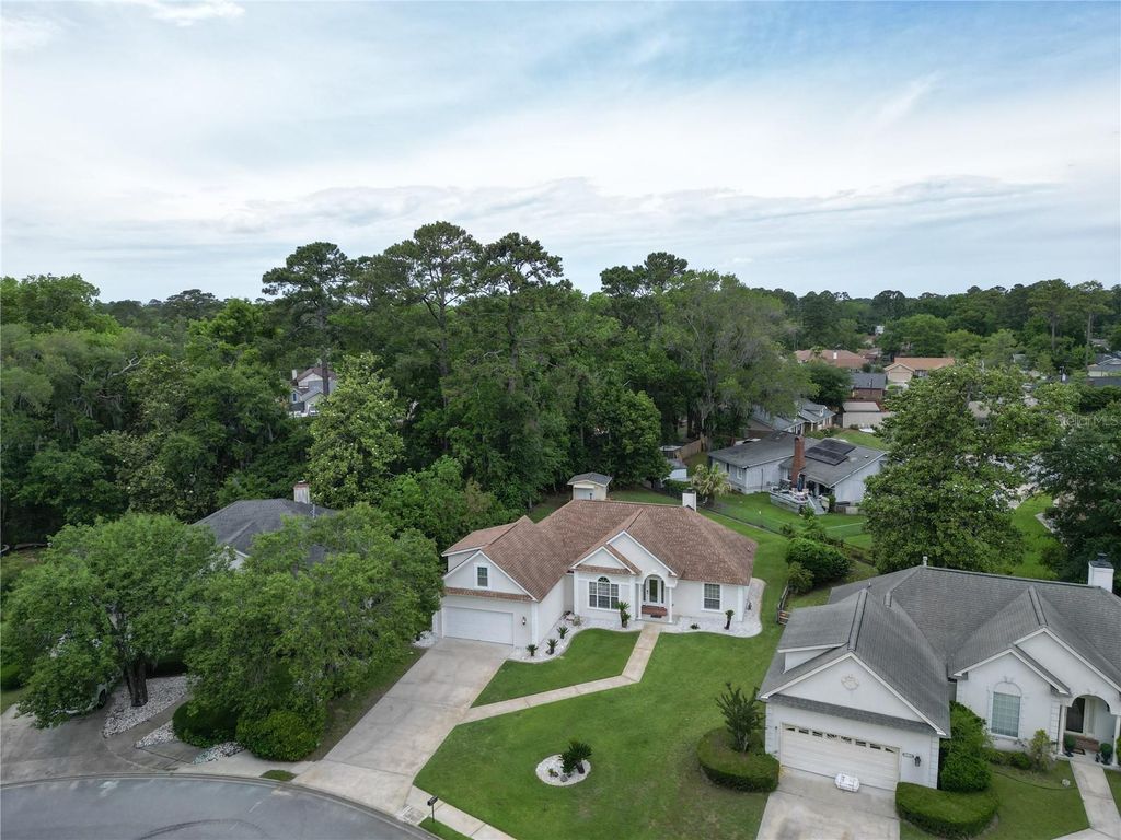 Image 13 of property listing at 136 SUMMER WINDS DRIVE, Savannah, GA 31410