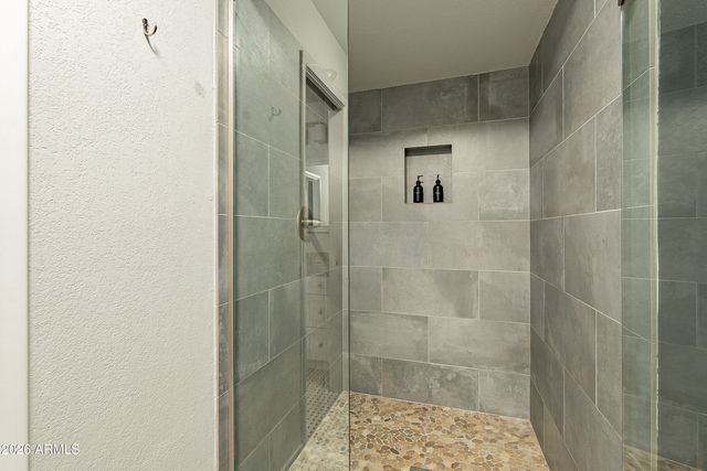 7640 E MINNEZONA Avenue, Scottsdale, AZ 85251