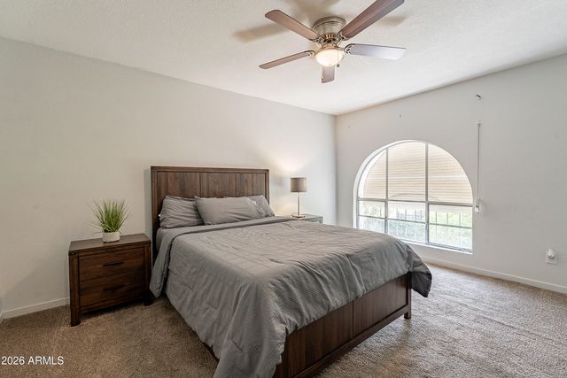 7640 E MINNEZONA Avenue, Scottsdale, AZ 85251