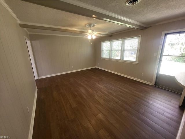 6114 Lyndhurst AVE, Norfolk, VA 23502