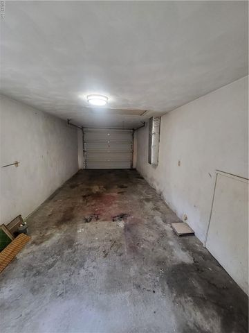 6114 Lyndhurst AVE, Norfolk, VA 23502