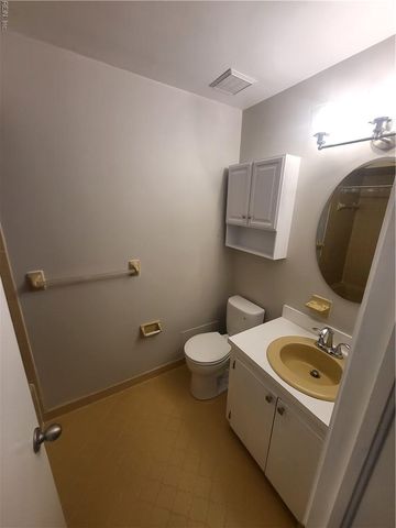 6114 Lyndhurst AVE, Norfolk, VA 23502