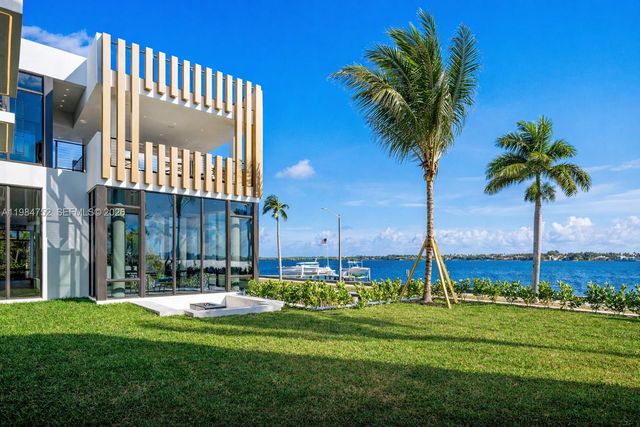 6315 S Flagler Dr, West Palm Beach, FL 33405