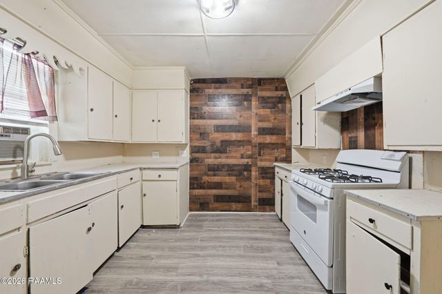 140 Ambroise Street, Lafayette, LA 70501