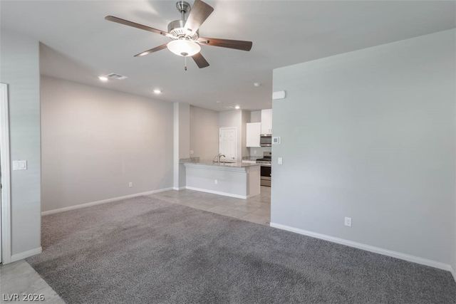 7416 Sunray Point Street, North Las Vegas, NV 89084