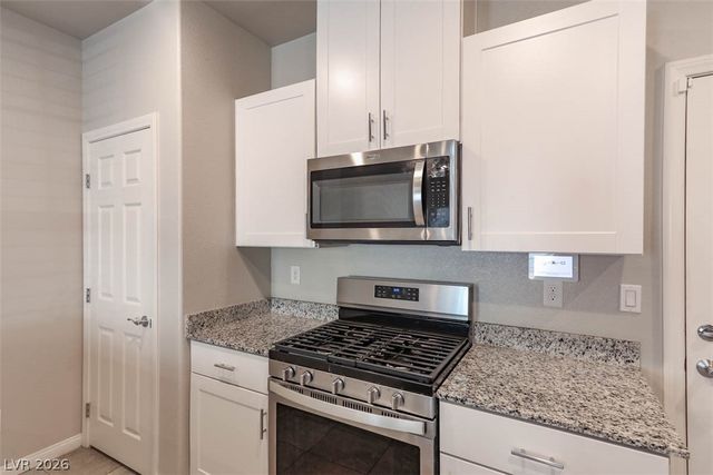 7416 Sunray Point Street, North Las Vegas, NV 89084