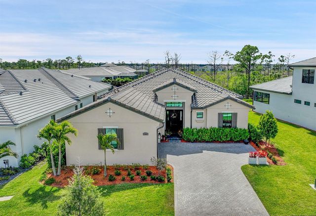 13865 SE Blackwood Drive, Port St. Lucie, FL 34984