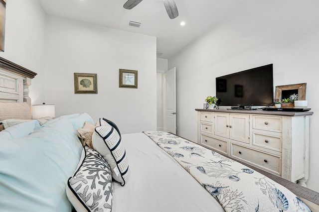 13865 SE Blackwood Drive, Port St. Lucie, FL 34984