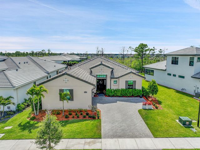 13865 SE Blackwood Drive, Port St. Lucie, FL 34984