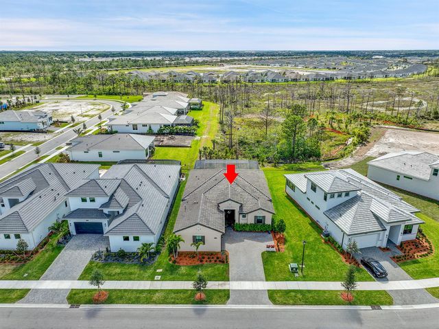 13865 SE Blackwood Drive, Port St. Lucie, FL 34984