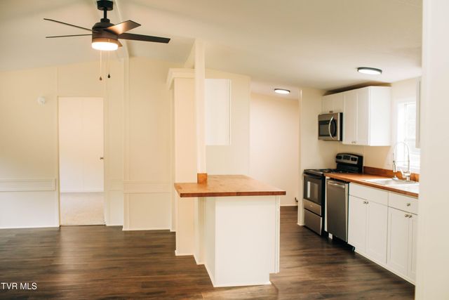 613 Timber Ridge Road, Bluff City, TN 37618
