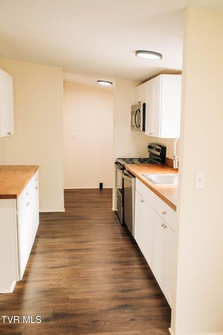 613 Timber Ridge Road, Bluff City, TN 37618