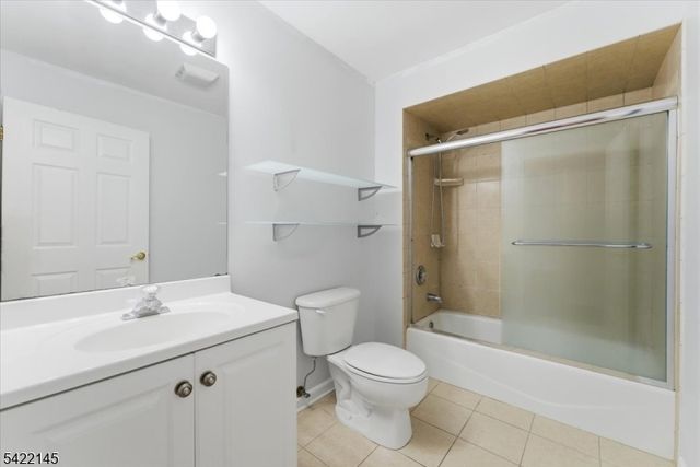 179 Roseland Ave 7, Caldwell Boro Twp., NJ 07006