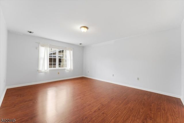 179 Roseland Ave 7, Caldwell Boro Twp., NJ 07006