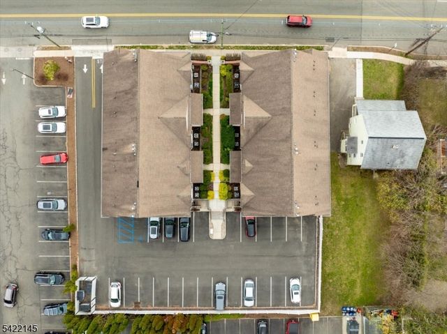 179 Roseland Ave 7, Caldwell Boro Twp., NJ 07006