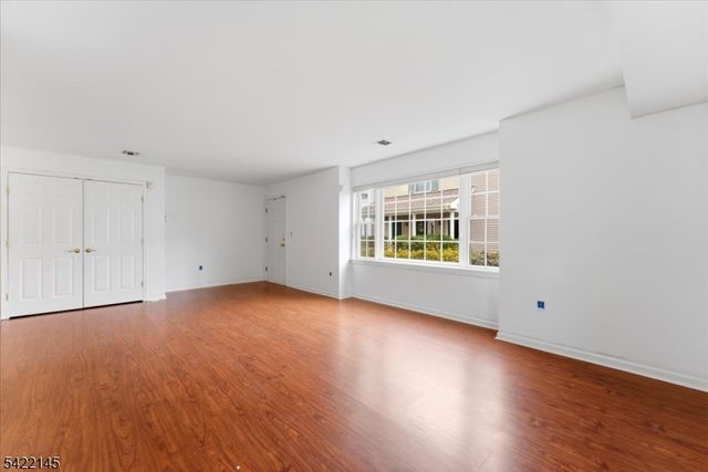 179 Roseland Ave 7, Caldwell Boro Twp., NJ 07006