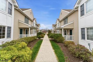 179 Roseland Ave 7, Caldwell Boro Twp., NJ 07006