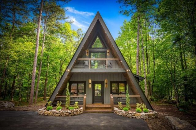 44 Magnolia Trail, Mccaysville, GA 30555