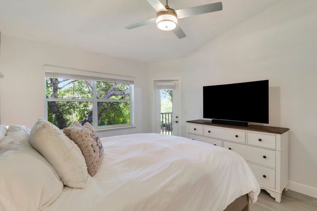 1824 SE Hideaway Cir, Port St Lucie, FL 34952