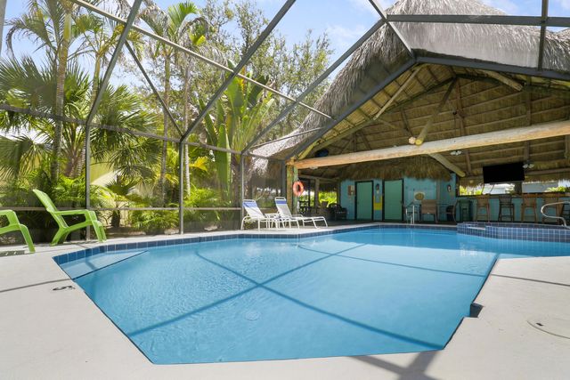 1824 SE Hideaway Cir, Port St Lucie, FL 34952