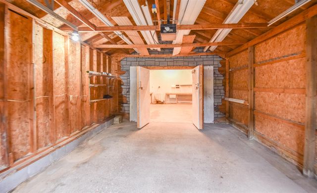 127 W High Street, Union City, MI 49094