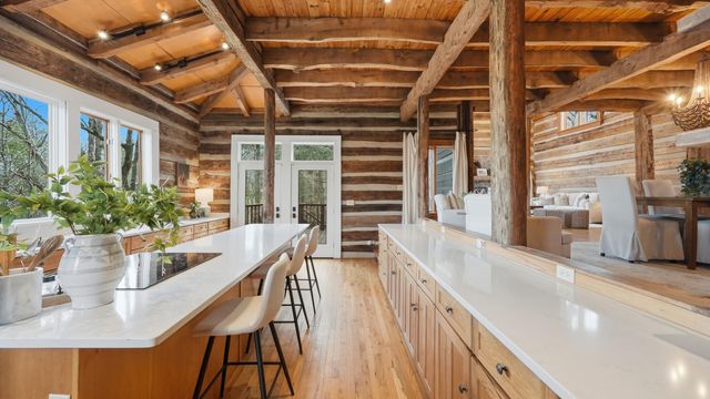 1908 Clear Brooks Drive, Signal Mountain, TN 37377