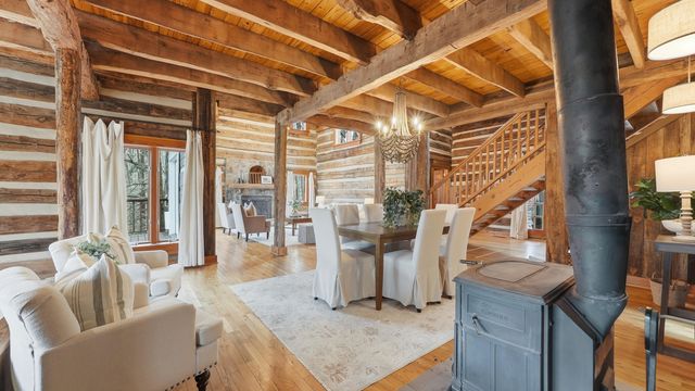 1908 Clear Brooks Drive, Signal Mountain, TN 37377