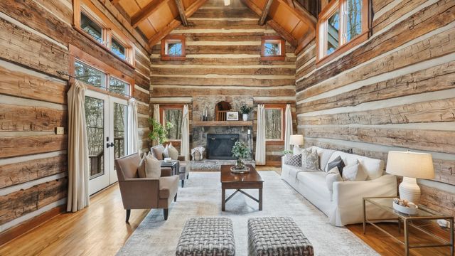 1908 Clear Brooks Drive, Signal Mountain, TN 37377