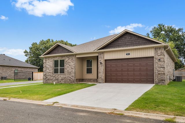 911 W Dell Vista Cove, Cabot, AR 72023