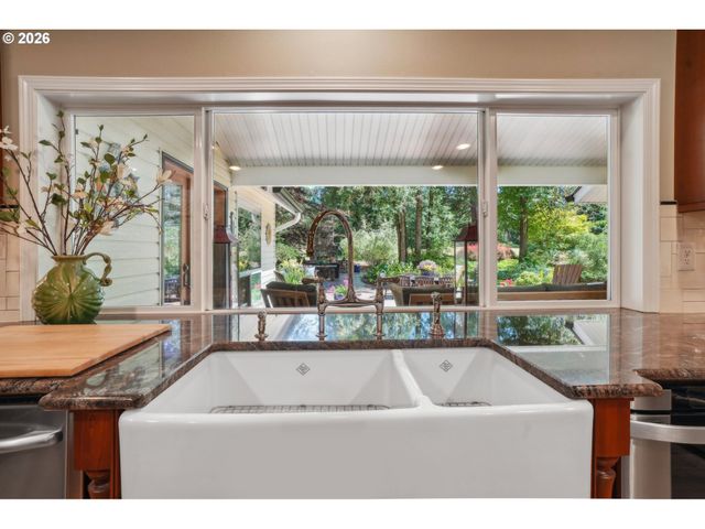 29001 Ne HAMMOND Ct, Battle Ground, WA 98604
