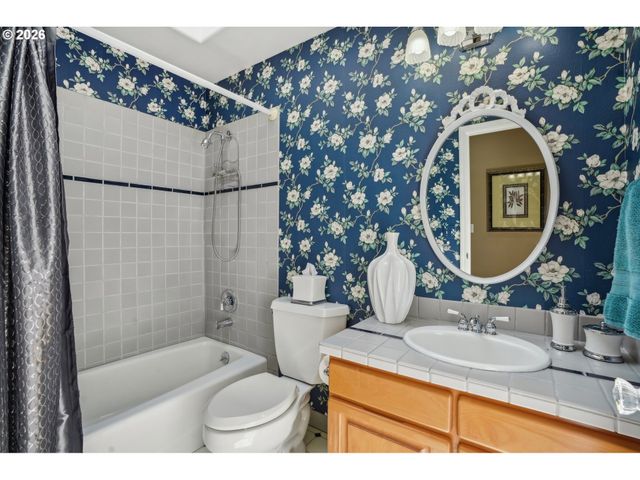 29001 Ne HAMMOND Ct, Battle Ground, WA 98604
