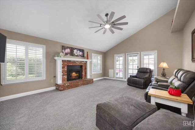 14508 Harvest Crest Avenue, Bakersfield, CA 93314