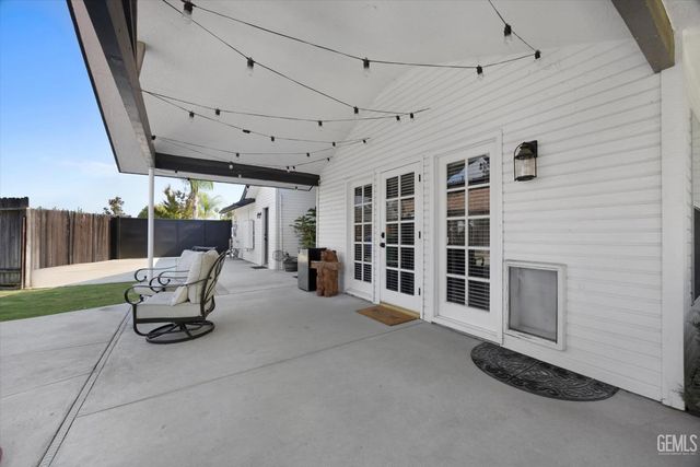 14508 Harvest Crest Avenue, Bakersfield, CA 93314