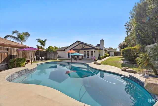 14508 Harvest Crest Avenue, Bakersfield, CA 93314