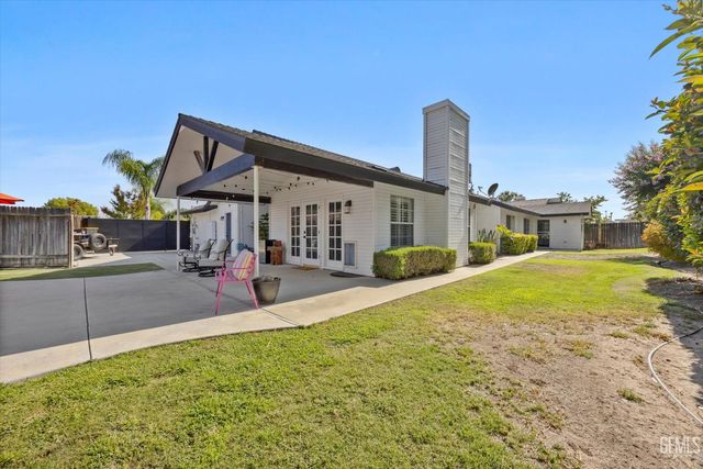 14508 Harvest Crest Avenue, Bakersfield, CA 93314