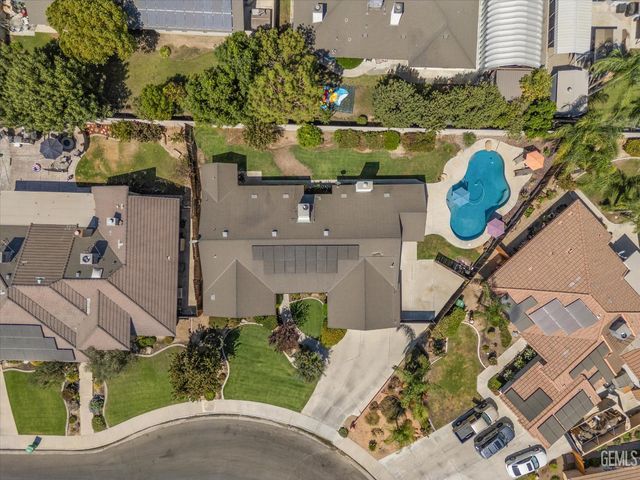 14508 Harvest Crest Avenue, Bakersfield, CA 93314