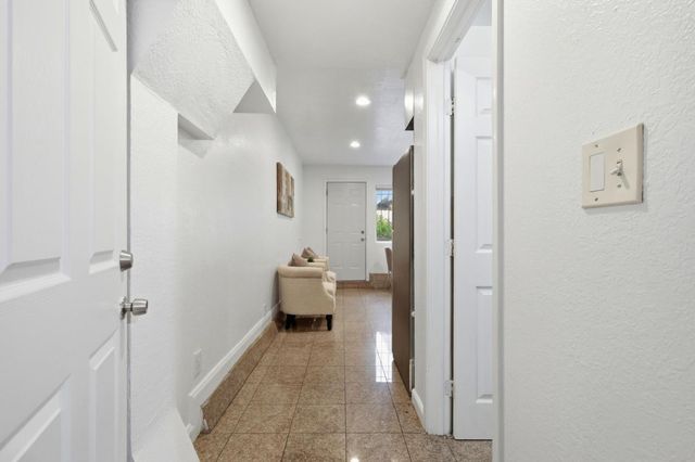 412 University Street, San Francisco, CA 94134