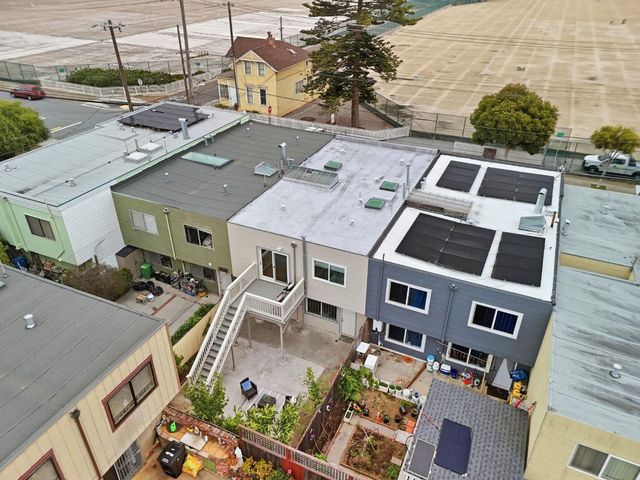 412 University Street, San Francisco, CA 94134