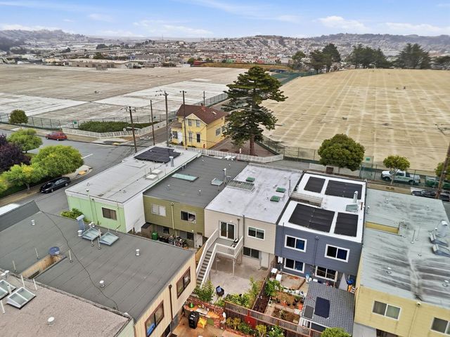 412 University Street, San Francisco, CA 94134