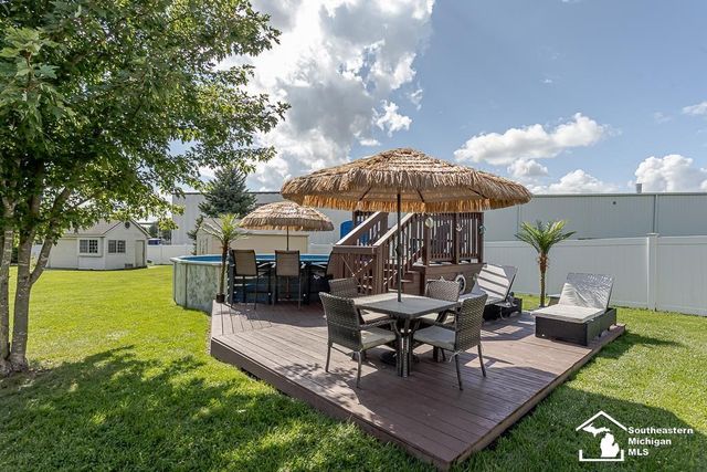 155 Caribou Run Road, Dundee, MI 48131