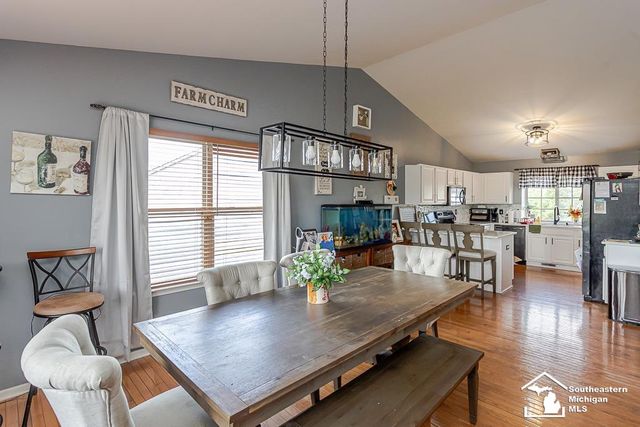 155 Caribou Run Road, Dundee, MI 48131