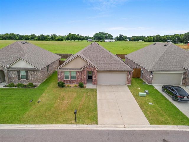 4055 Canary Place, Jennings, LA 70546