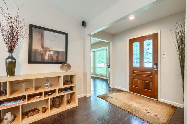 106 Waits Circle, Garland, TX 75043