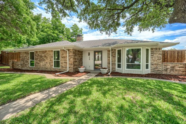 106 Waits Circle, Garland, TX 75043