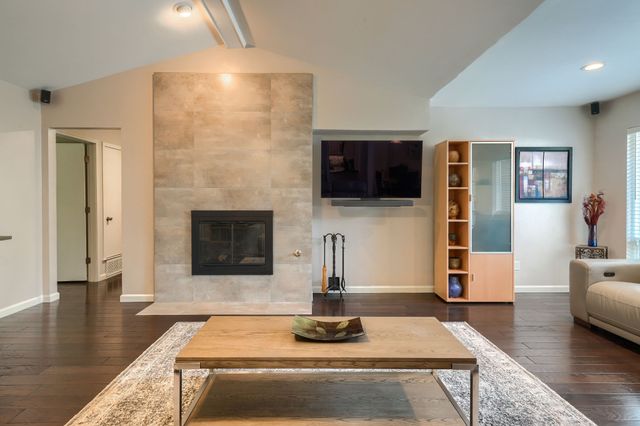106 Waits Circle, Garland, TX 75043