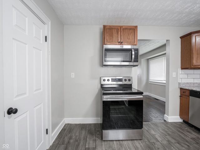 947 E Bradbury Avenue, Indianapolis, IN 46203