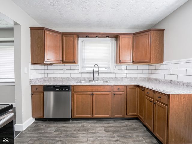 947 E Bradbury Avenue, Indianapolis, IN 46203