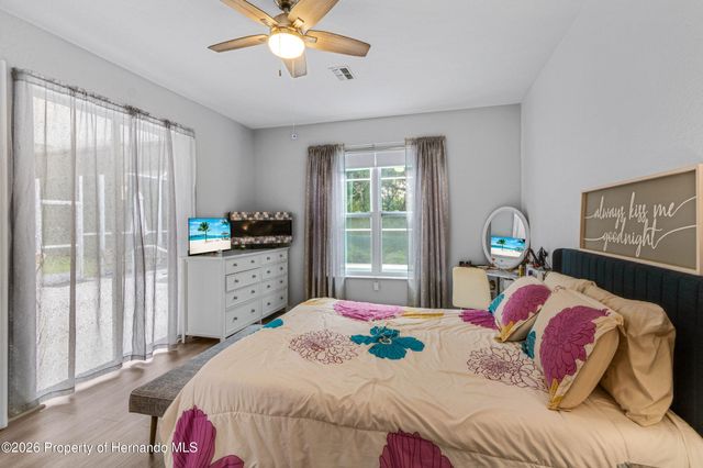 5466 Legend Hills Lane, Brooksville, FL 34609